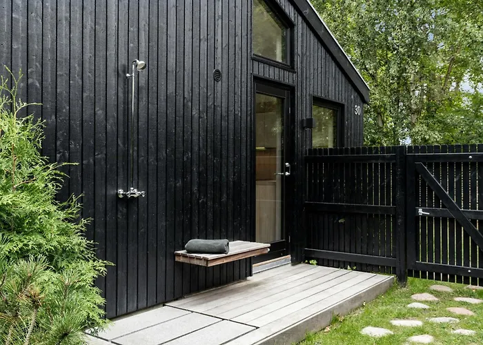 Renovated Bright In Old Marielyst